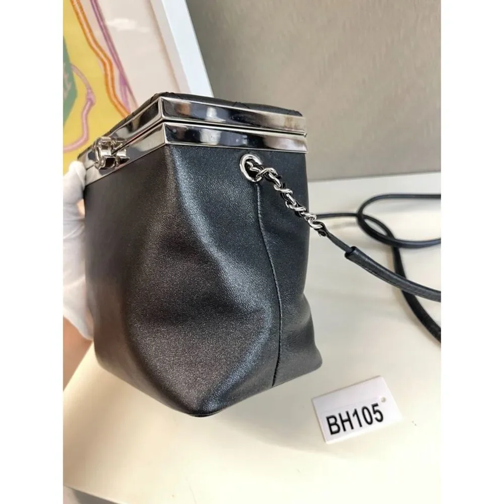 Chanel Women Pre-Loved Bag Very Good Condition